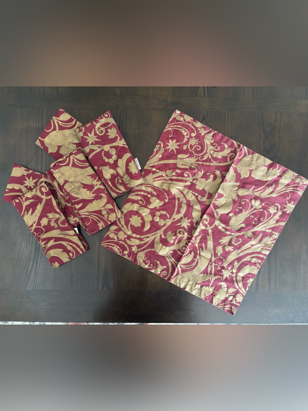 Pottery Barn Set of 6 Red Burgundy Gold Cotton Cloth Dinner Napkins 20"x20"